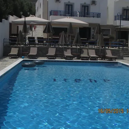 Aparthotel Irene Village 3*